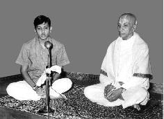srivat1 Ramaswami with Krishnamacharya in 1968
